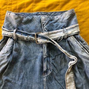 Bershka Jeans 04. High Waist. Pleated. Belt